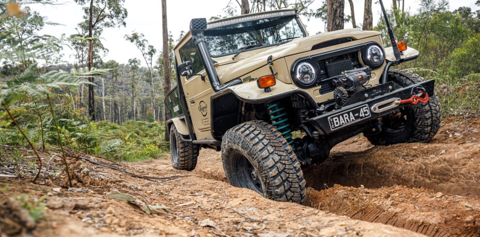 4×4 OFF ROAD